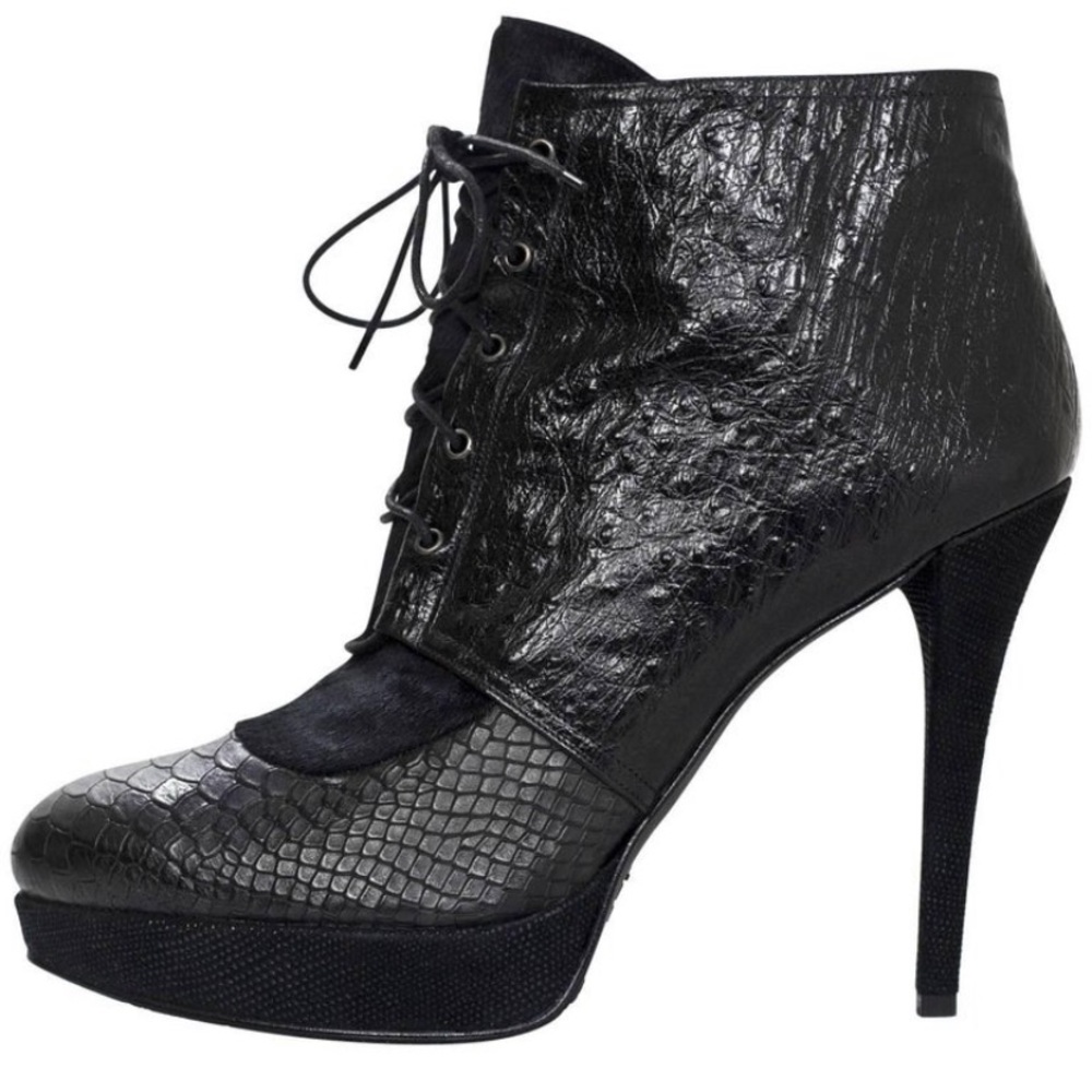 Stuart Weitzman Booties Size 10.5 - image 3